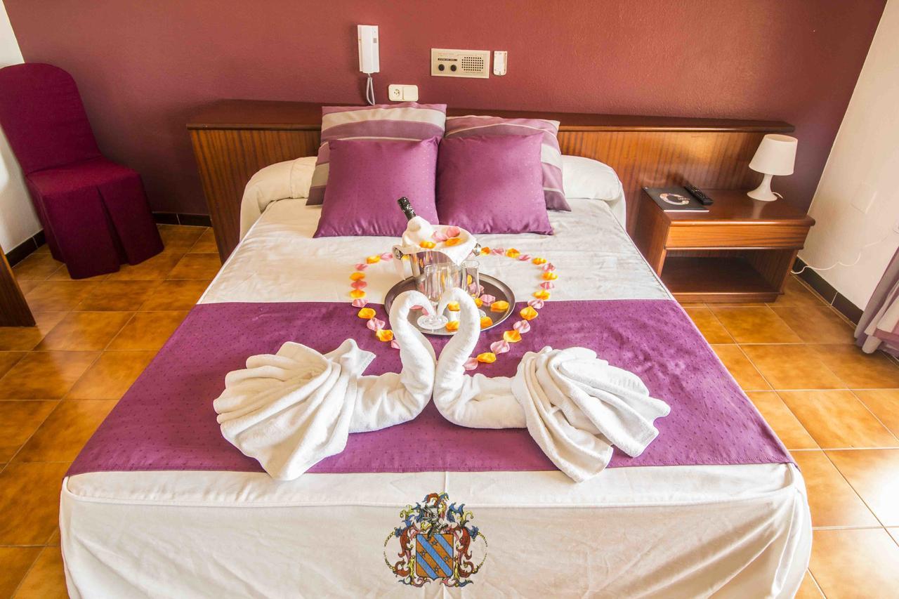 Hotel Victoria Spa & Splay Center Сегур-де-Калафель Экстерьер фото